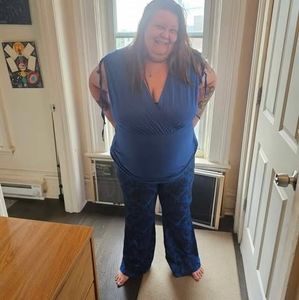 Meet your Posher, Toni-marie